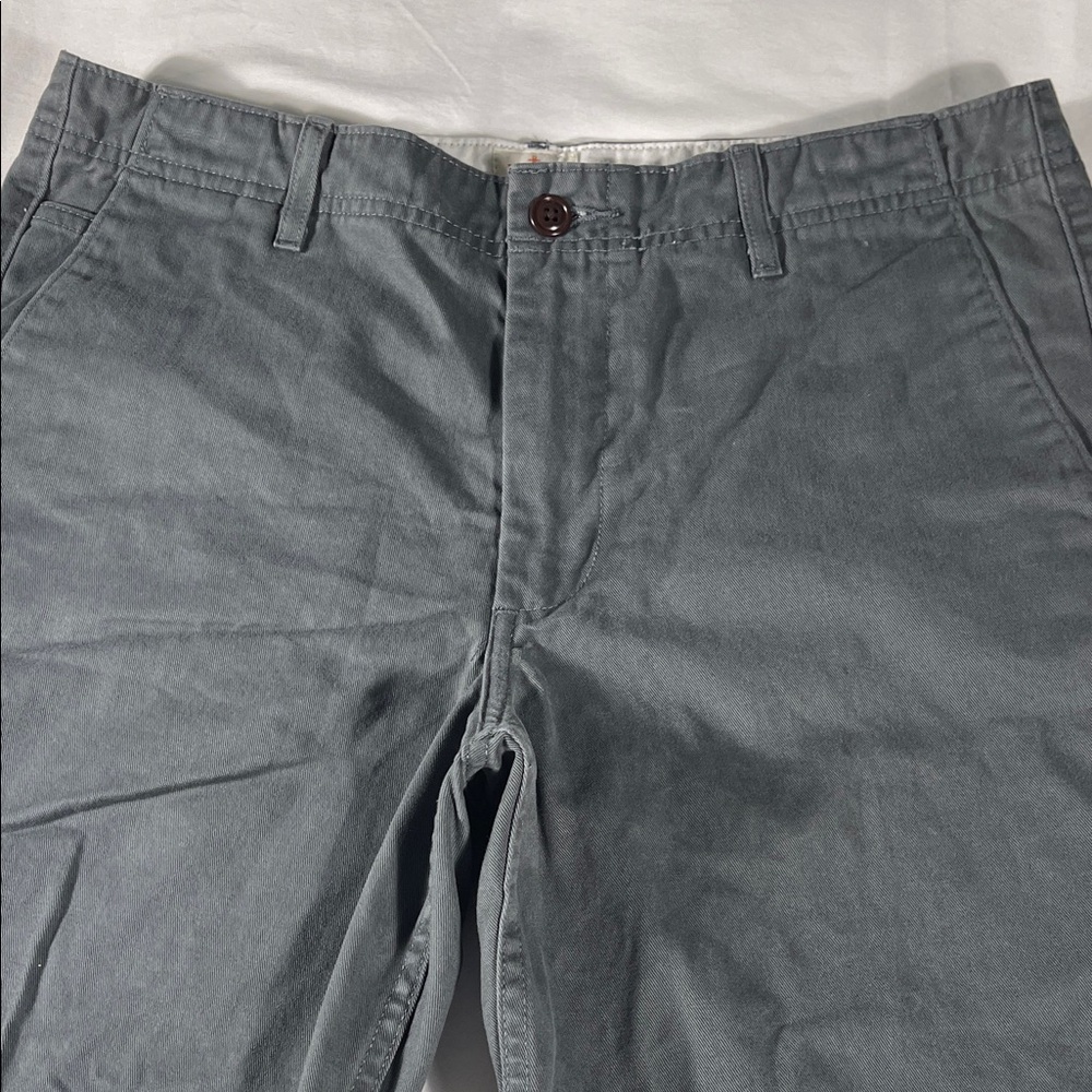 Dockers mens charcoal grey classic fit flat front 9.5" chino shorts - size 31
